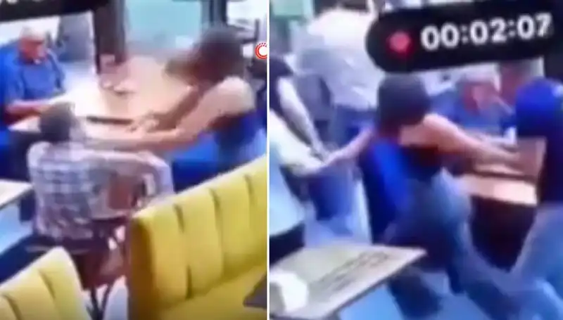 Garsona Tokat Atan Adam, Çevredekilerden Dayak Yedi!