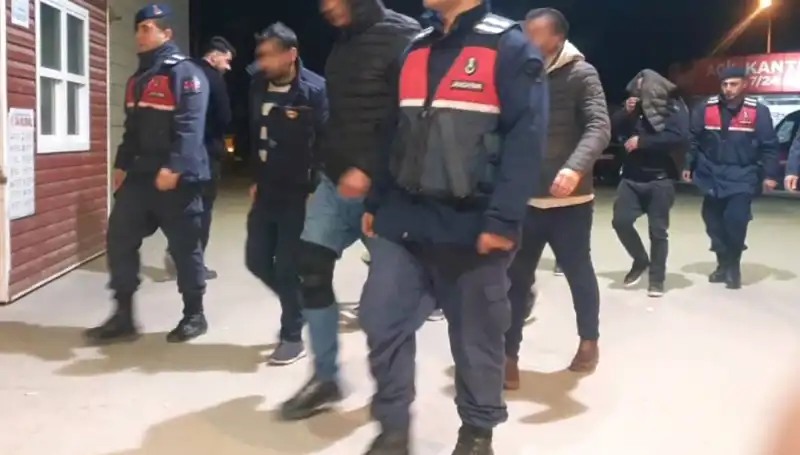 Uyuşturucu Partisinde Şok Baskın: Bağ Evi Kapatıldı