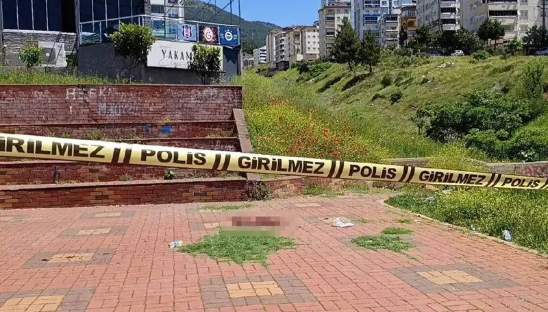 Kahramanmaraş'ta Bıçaklı Kavga: Bir Kişi Ağır Yaralandı!