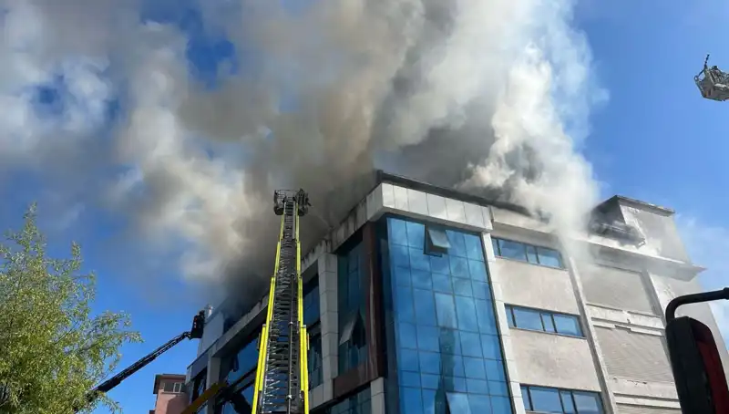 Esenyurt’ta Tekstil Atölyesinde Büyük Yangın: Sebepler ve Sonuçlar