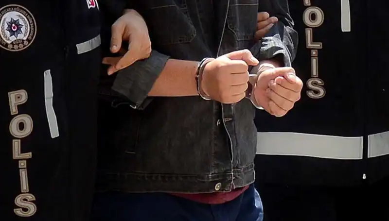 Kayseri'de Şok Eden Yasa Dışı Silah Operasyonu: İki Zanlı Tutuklandı