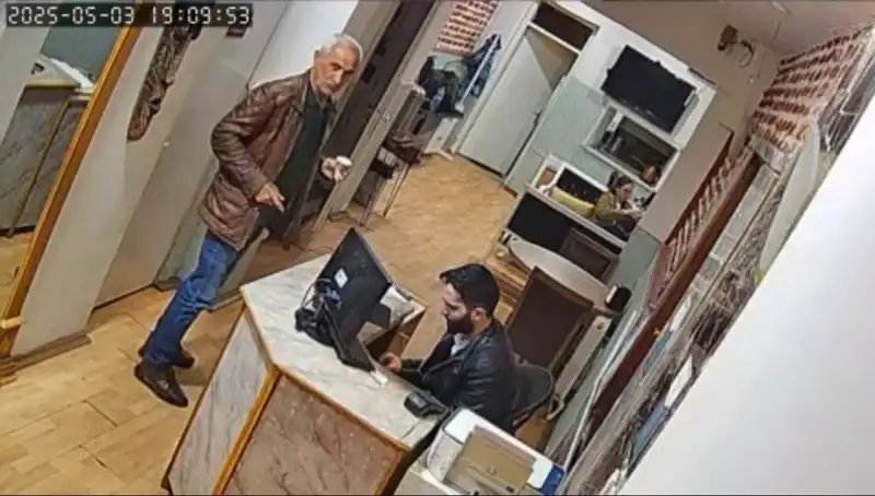 Eşine ve Çocuklarına Saldıran Adam: "Kendi Başıma Yaptım" İfadesi Şaşkınlık Yarattı