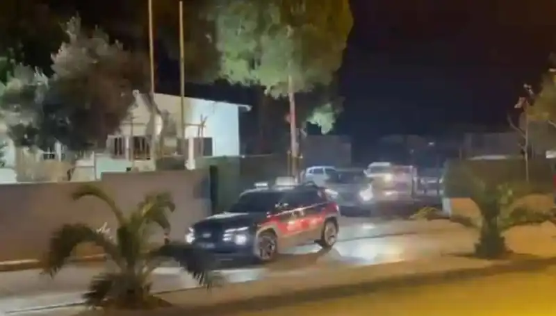 İzmir'de Şok Baskın: 24 Saatte 141 Hükümlü Ele Geçirildi