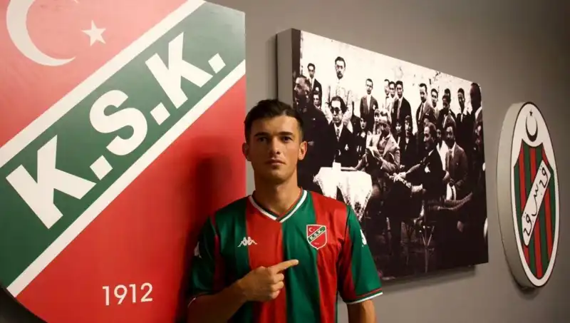 Karşıyaka'da Transfer Hamleleri: Yeni Yüzler Takımda!