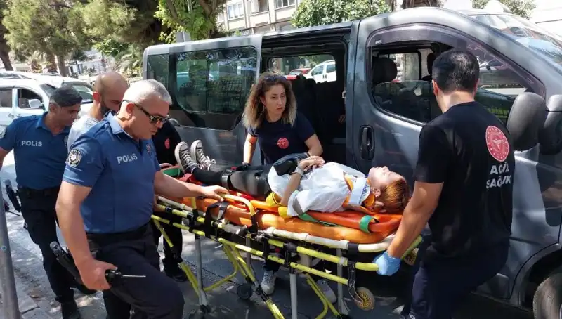 Samsun'da Minibüs Ve Kamyon Çarpışması: Kazada Yaralılar Var!
