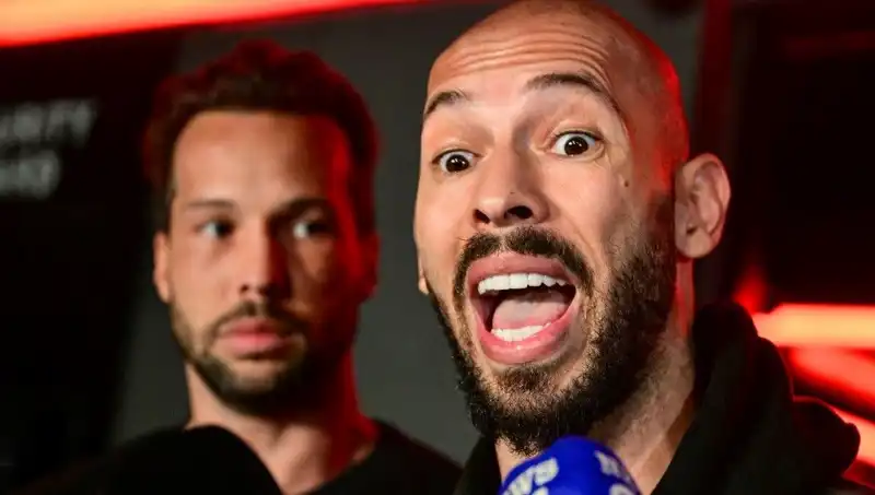 Cinsel İstismar Suçlusu Influencer Romanya'ya Döndü: Şoke Eden Açıklamalar
