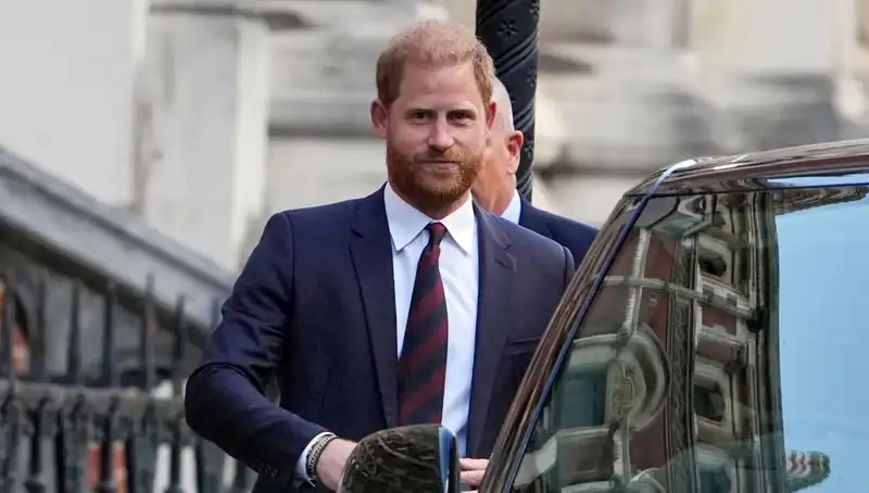 Prens Harry'den Çarpıcı Açıklama: Ailemle Barışmak İstiyorum
