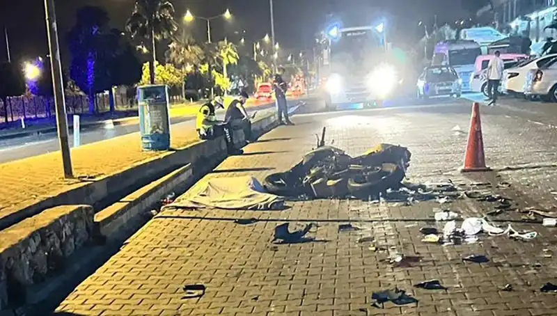 Alanya’da Motosiklet Kazası: Yaralılar ve Soruşturma Devam Ediyor