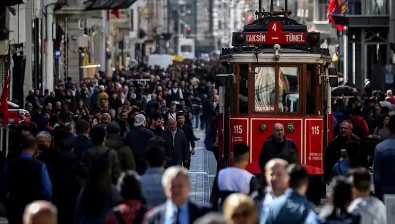 Türkiye'nin Nüfus Artışı: 2023 Verileri ve Gelecek Projeksiyonları