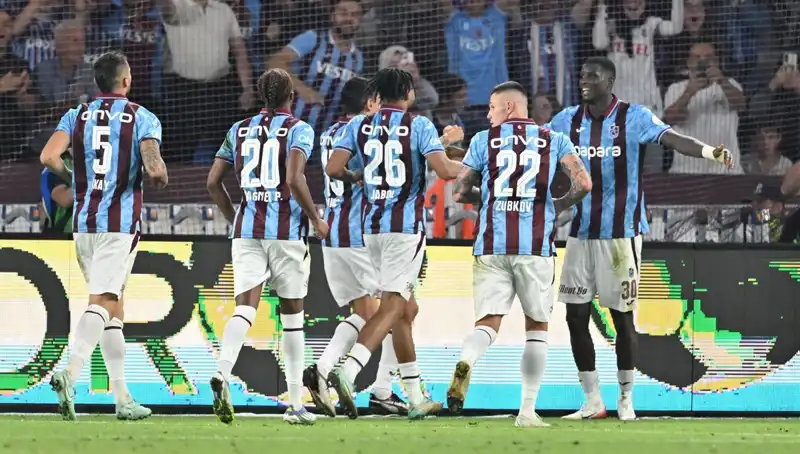 Trabzonspor, Kocaelispor’u Tarihi Maçta Şok Edici Bir Zaferle Geçti!