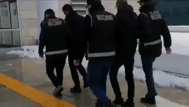 Elazığ'da Tefecilere Şok Baskın: Çok Sayıda Gözaltı Yapıldı